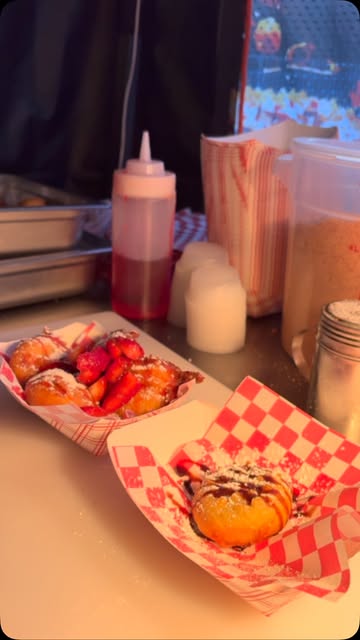 BANJOS DEEP FRIED — Snacks & Fair Food
